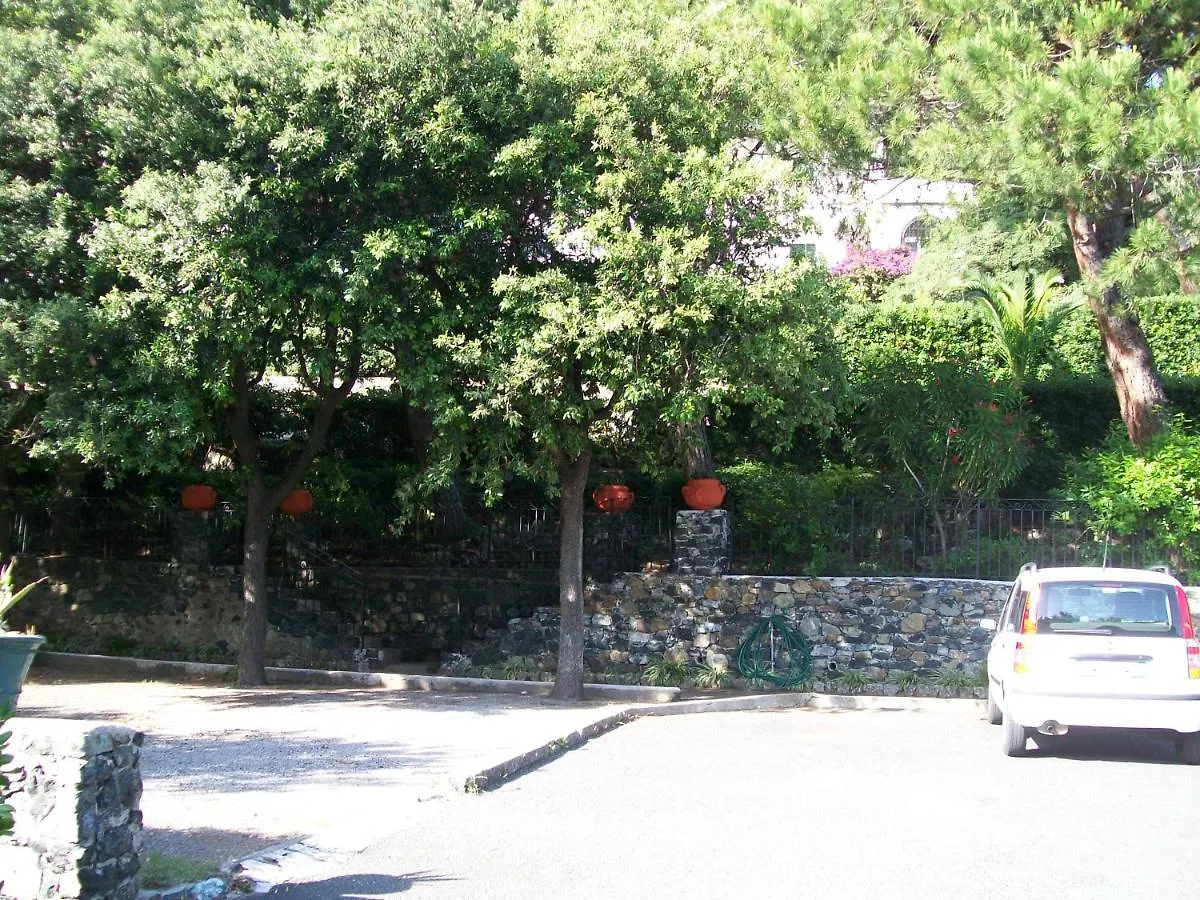 Casa per ferie Villa Rossana Levanto 0*,  Italia